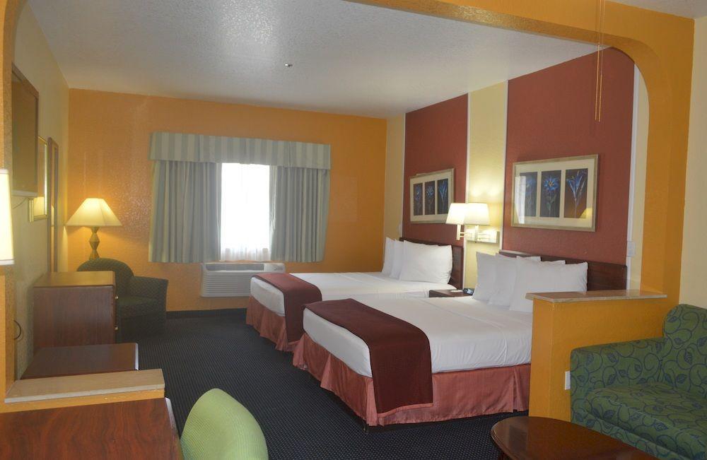 Howard Johnson By Wyndham San Antonio Hotel & Suites Екстериор снимка